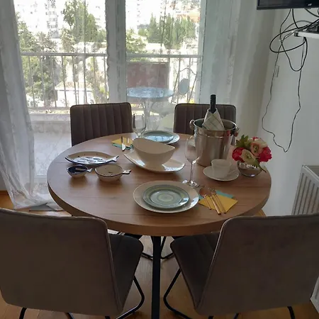 Vacation In - Mirna Διαμέρισμα Ζαντάρ