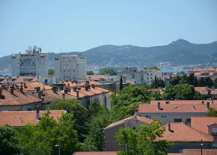 Appartement Vacation In - Mirna Zadar