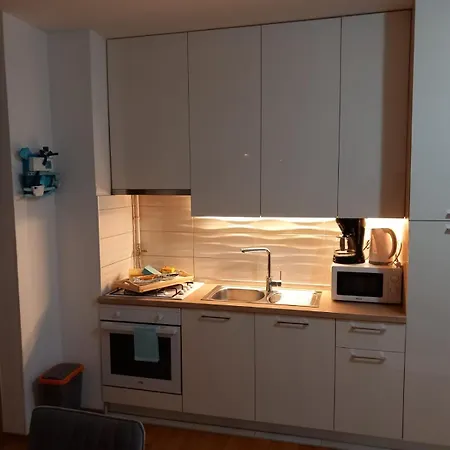 Apartment Vacation In - Mirna