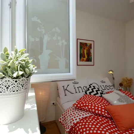 Apartment Vacation In - Mirna