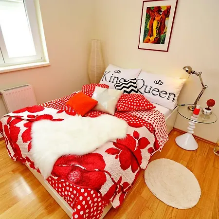 Apartment Vacation In - Mirna *