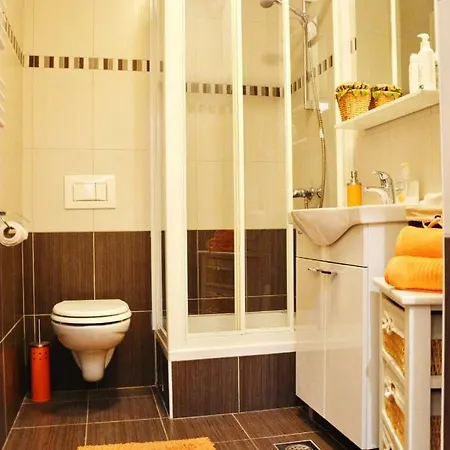 Vacation In - Mirna Lägenhet